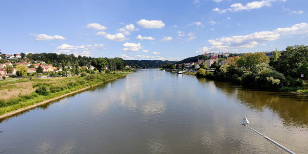 Blick von der Pirnaer Elbbrücke